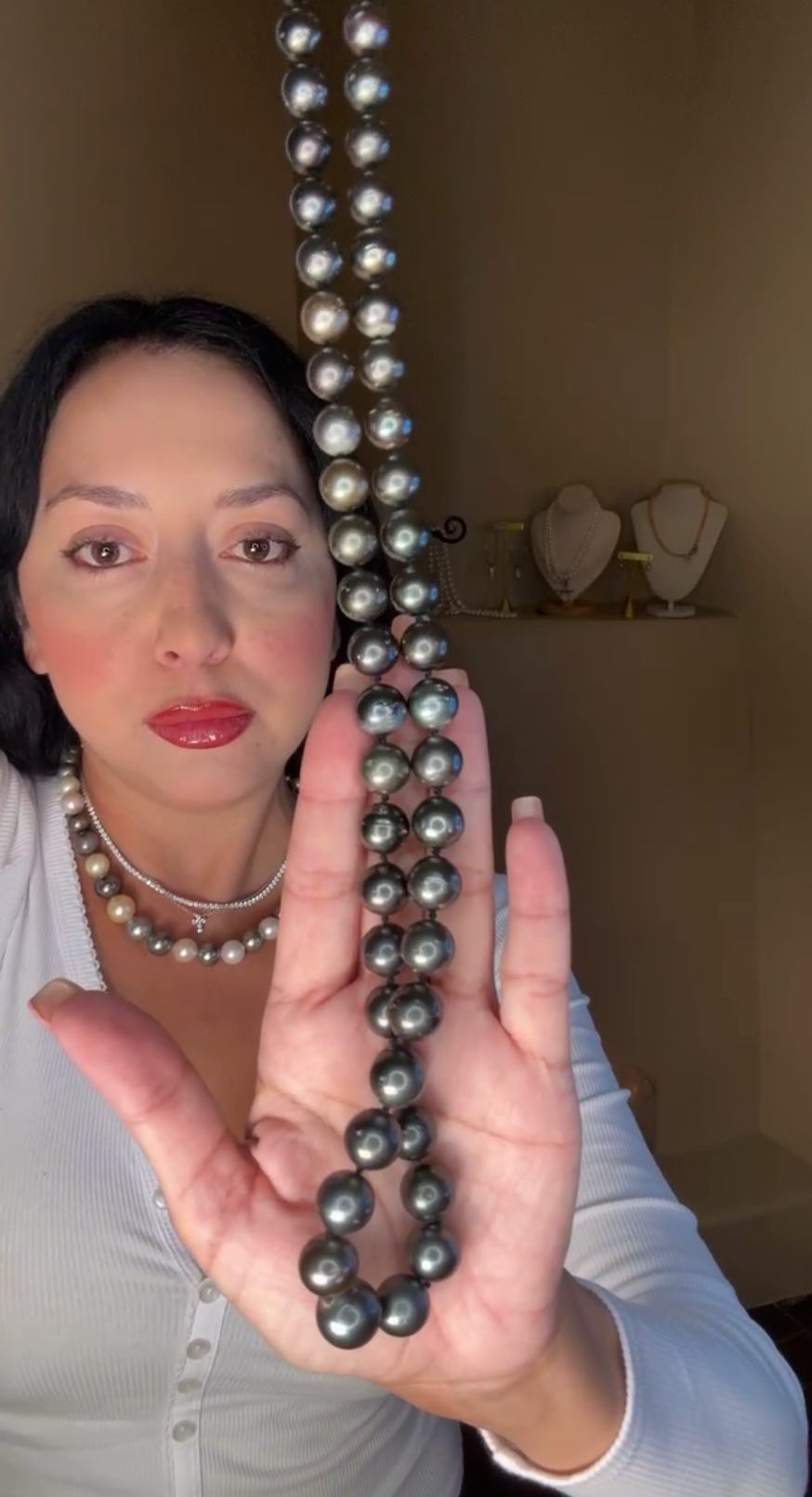 Graduated Tahitian Pearl Strand