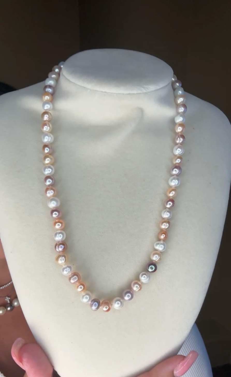 Multi-Color Freshwater Strand