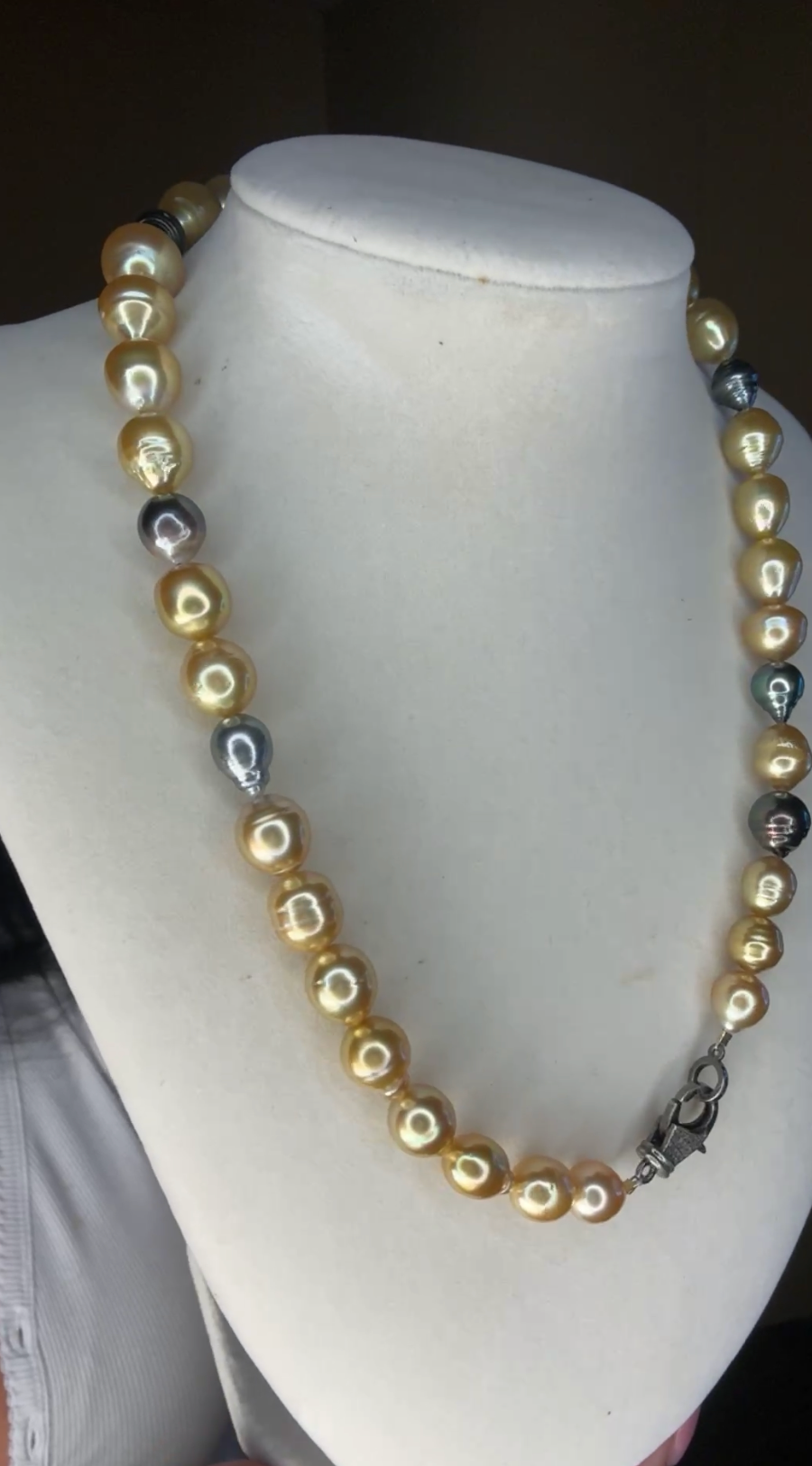 South Sea Australian & Tahitian Pearls