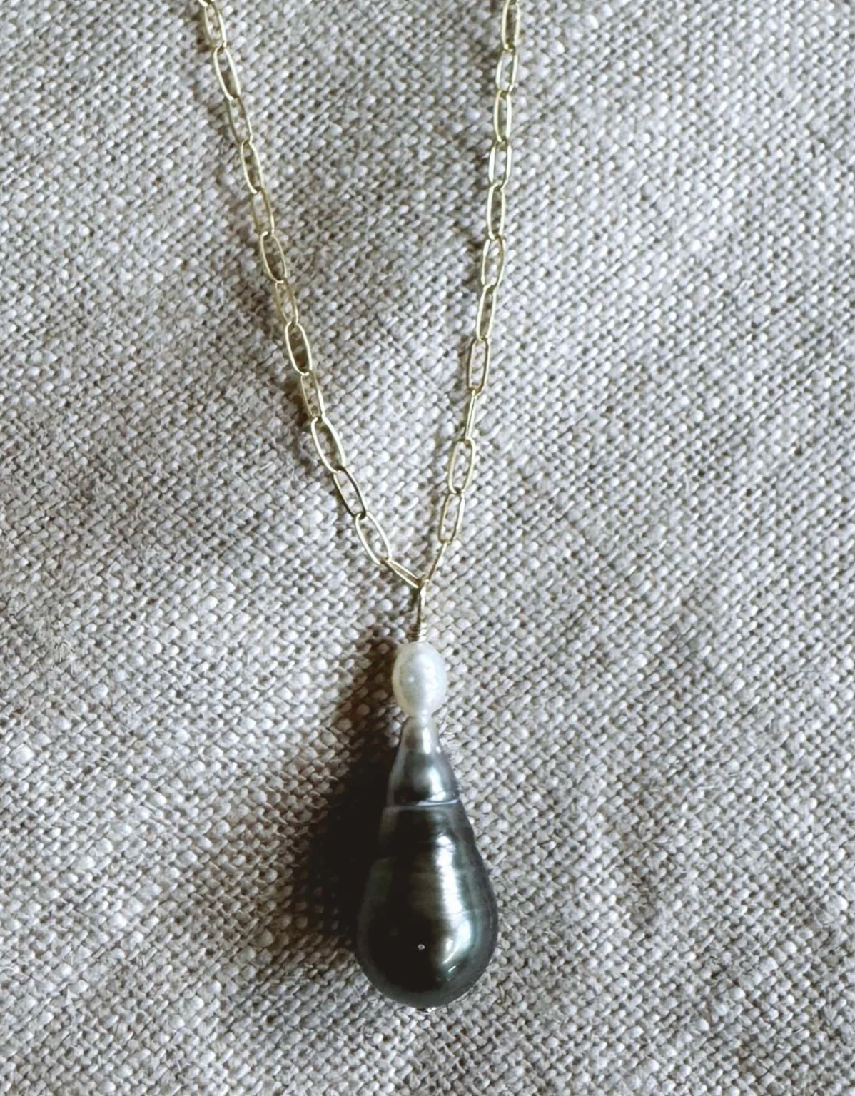 Noir Tahitian Necklace