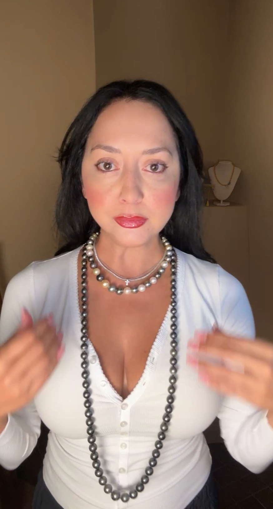 Graduated Tahitian Pearl Strand