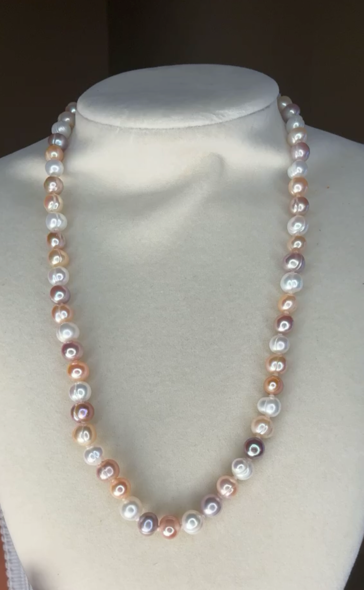 Multi-Color Freshwater Strand