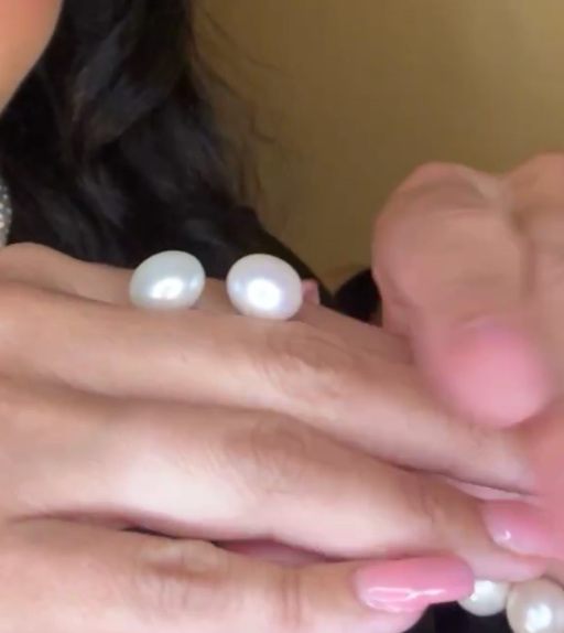 Freshwater Pearl Button Studs