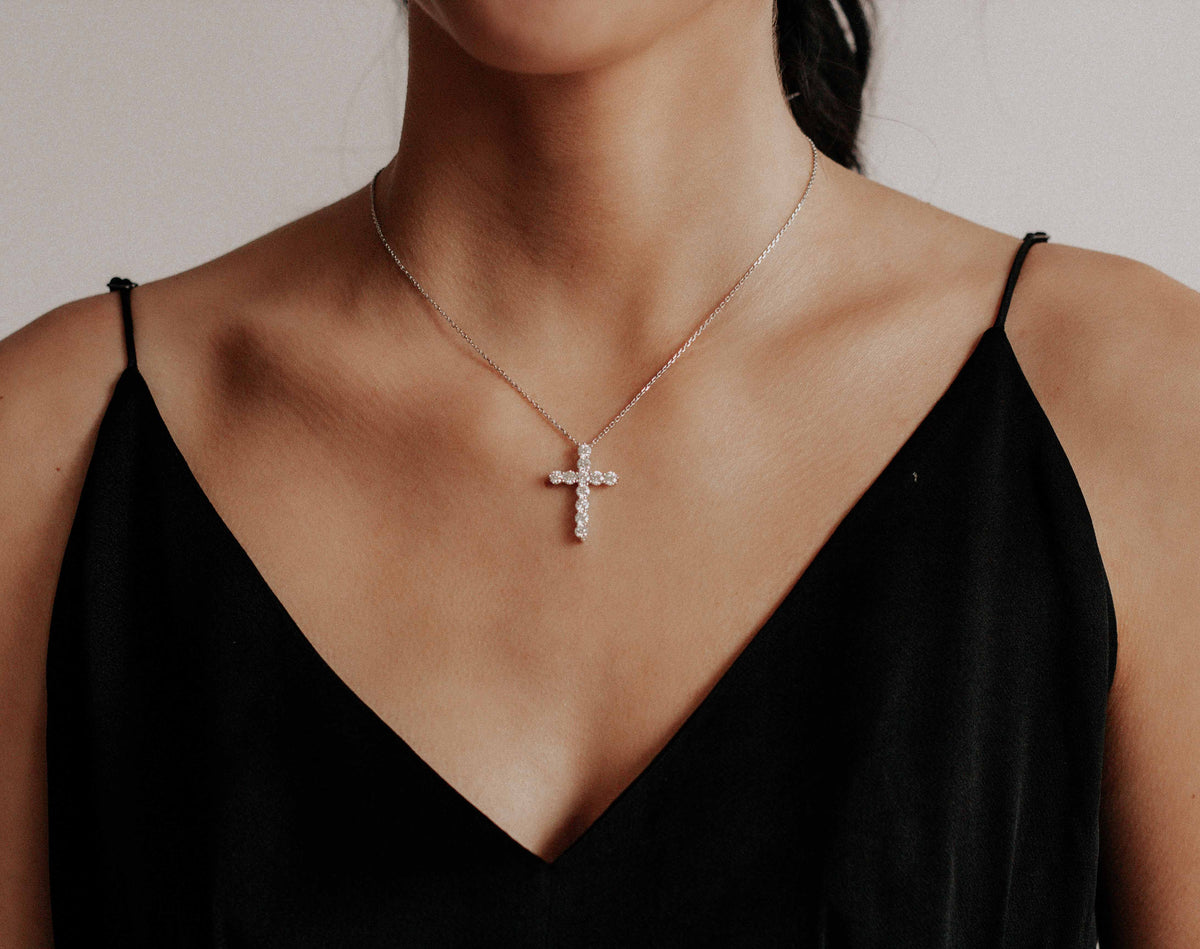 Natural 1ct Diamond Cross Necklace